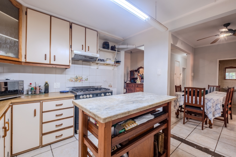 6 Bedroom Property for Sale in Athlone KwaZulu-Natal