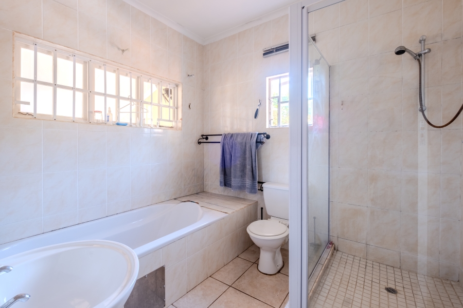 6 Bedroom Property for Sale in Athlone KwaZulu-Natal