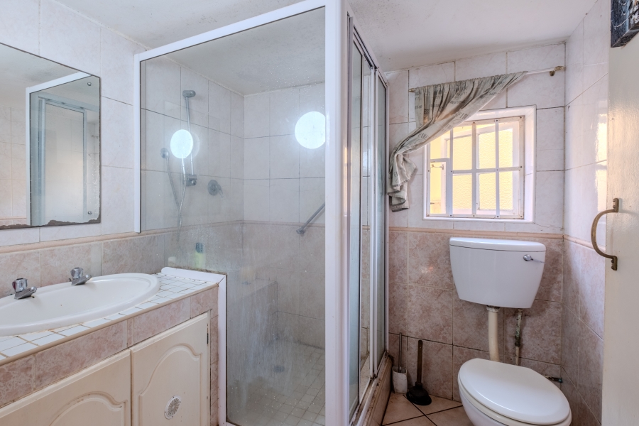6 Bedroom Property for Sale in Athlone KwaZulu-Natal