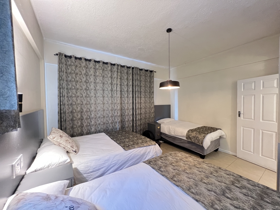 2 Bedroom Property for Sale in South Beach KwaZulu-Natal
