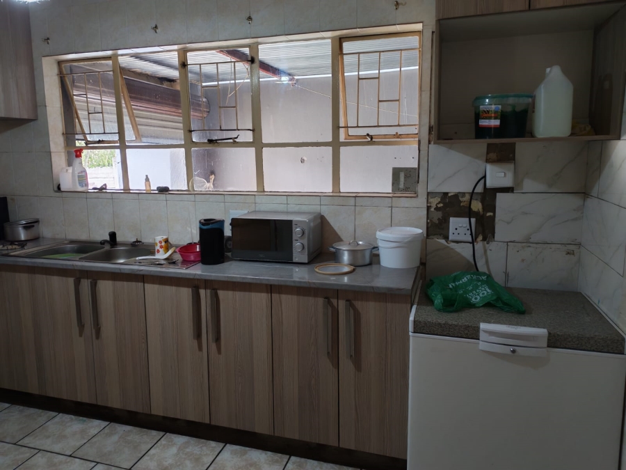5 Bedroom Property for Sale in Barry Hertzog Park KwaZulu-Natal