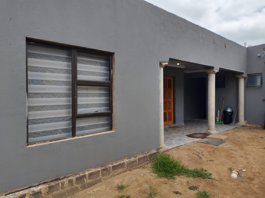5 Bedroom Property for Sale in Barry Hertzog Park KwaZulu-Natal