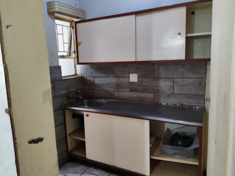 5 Bedroom Property for Sale in Barry Hertzog Park KwaZulu-Natal