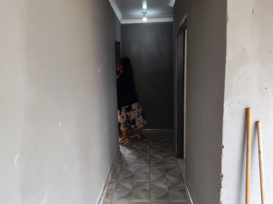 5 Bedroom Property for Sale in Barry Hertzog Park KwaZulu-Natal