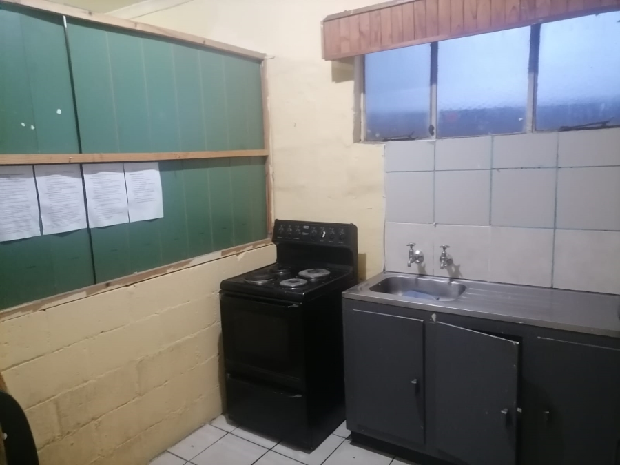 5 Bedroom Property for Sale in Barry Hertzog Park KwaZulu-Natal