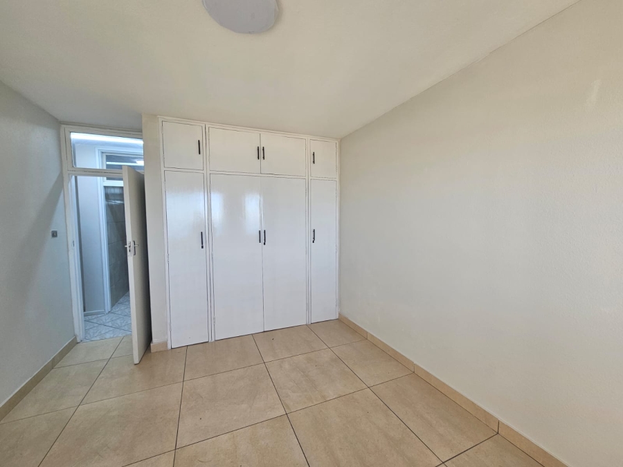 2 Bedroom Property for Sale in Amanzimtoti KwaZulu-Natal