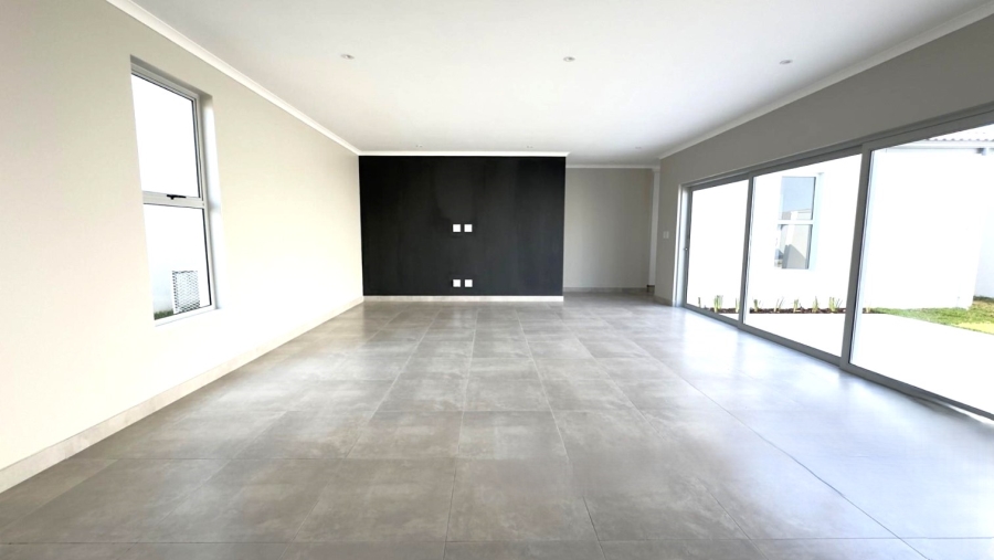 3 Bedroom Property for Sale in Lalela Estate KwaZulu-Natal