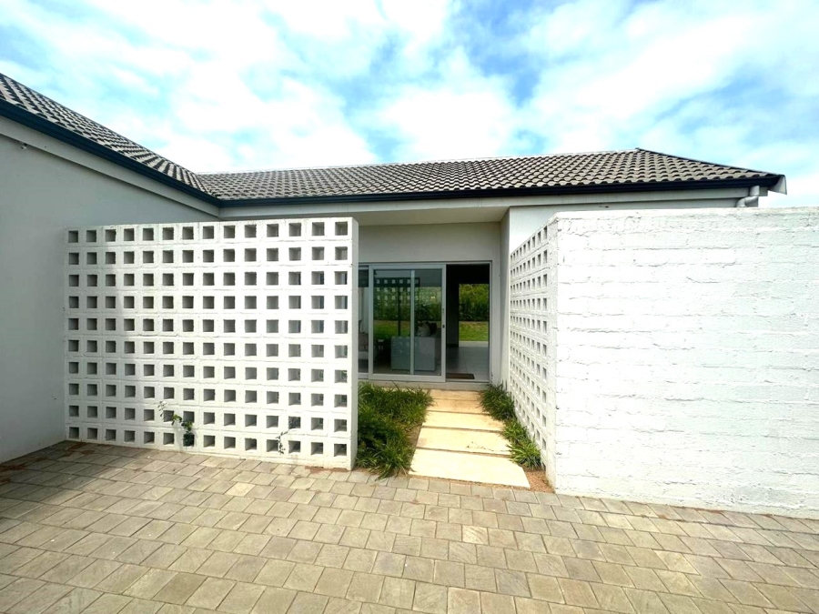 3 Bedroom Property for Sale in Lalela Estate KwaZulu-Natal