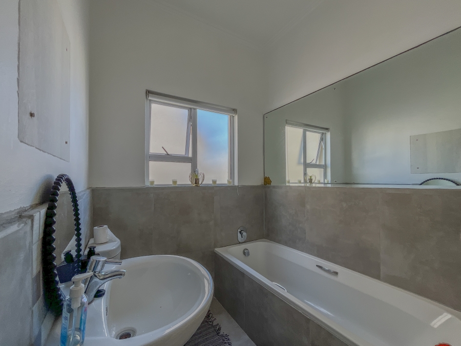 2 Bedroom Property for Sale in Manor Estates KwaZulu-Natal