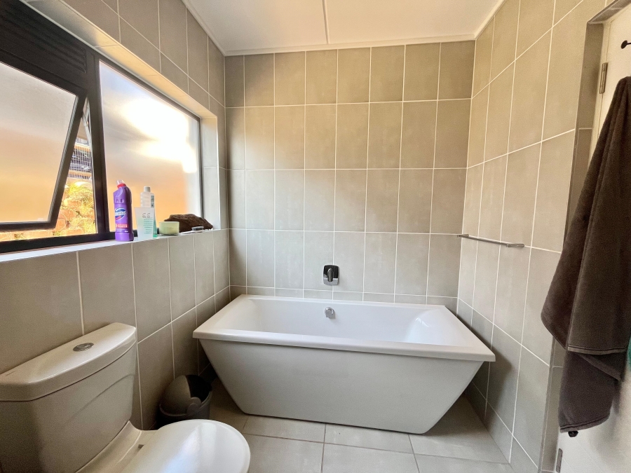 To Let 2 Bedroom Property for Rent in Ballito Central KwaZulu-Natal