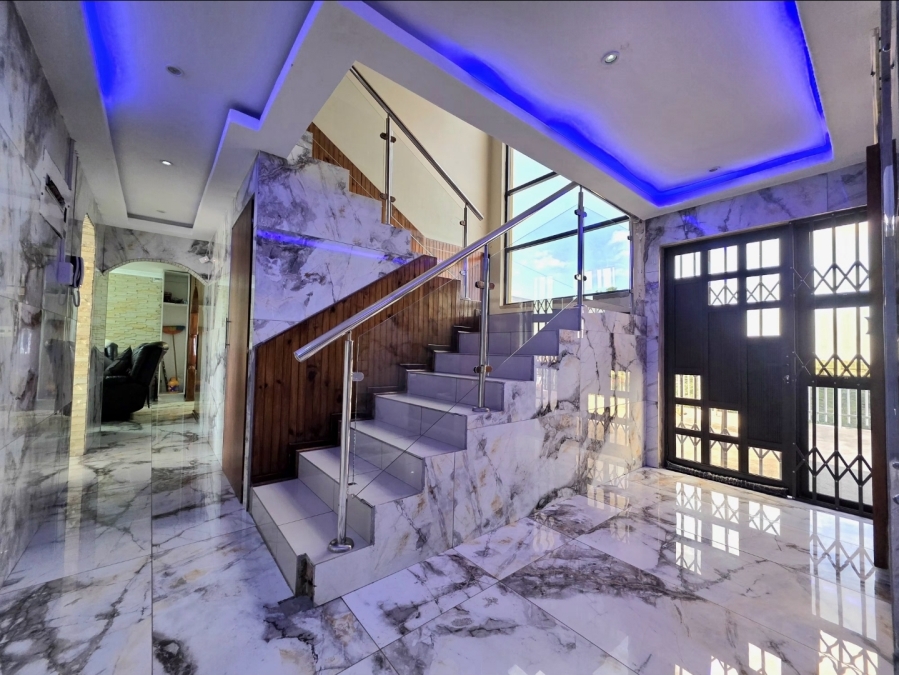 8 Bedroom Property for Sale in Isipingo Hills KwaZulu-Natal
