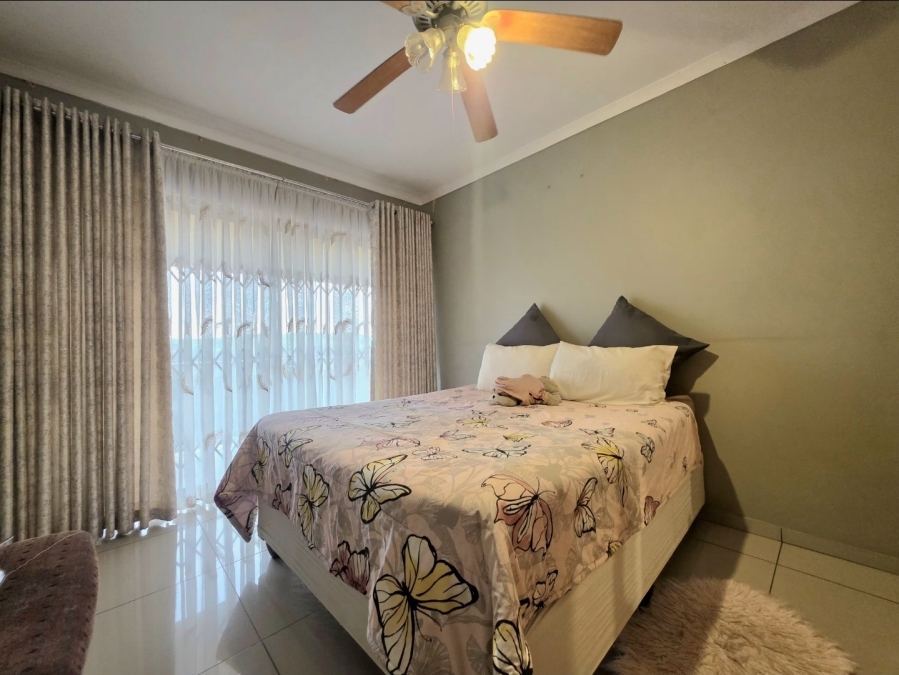 8 Bedroom Property for Sale in Isipingo Hills KwaZulu-Natal