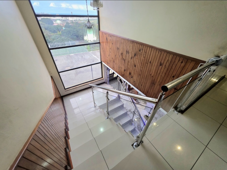 8 Bedroom Property for Sale in Isipingo Hills KwaZulu-Natal