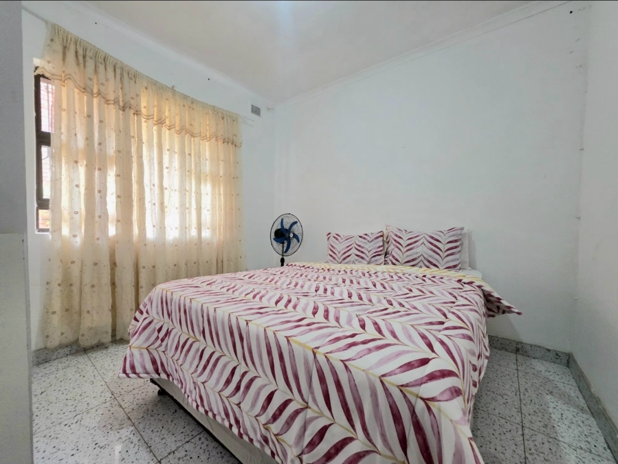 8 Bedroom Property for Sale in Isipingo Hills KwaZulu-Natal