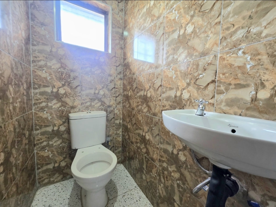 8 Bedroom Property for Sale in Isipingo Hills KwaZulu-Natal