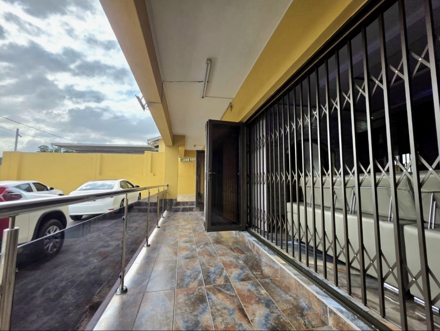 8 Bedroom Property for Sale in Isipingo Hills KwaZulu-Natal