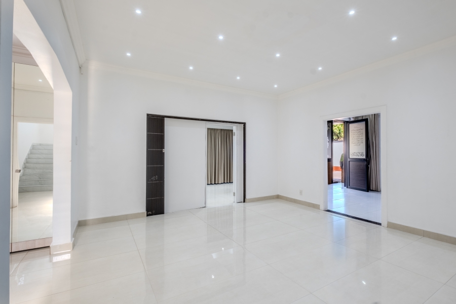 4 Bedroom Property for Sale in Durban North KwaZulu-Natal
