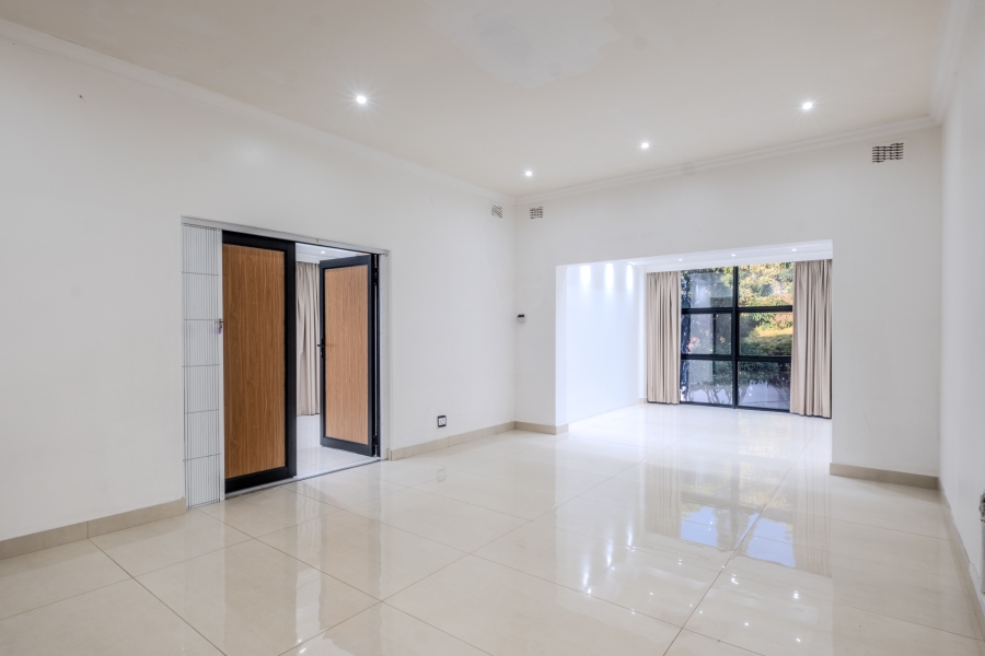 4 Bedroom Property for Sale in Durban North KwaZulu-Natal