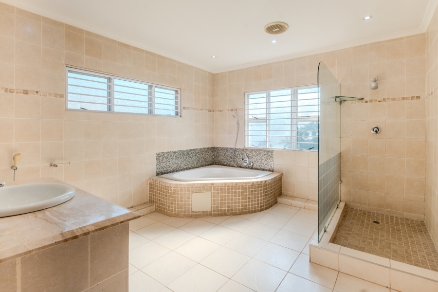 4 Bedroom Property for Sale in Durban North KwaZulu-Natal