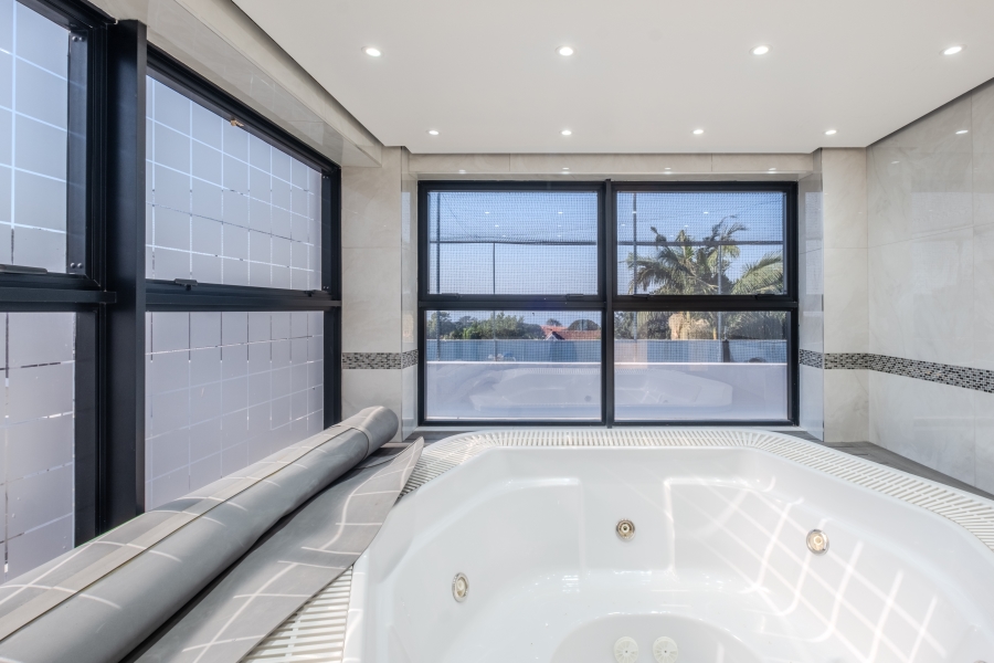 4 Bedroom Property for Sale in Durban North KwaZulu-Natal