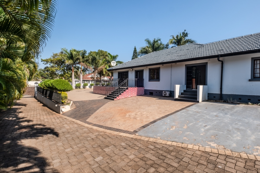 4 Bedroom Property for Sale in Durban North KwaZulu-Natal