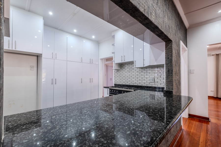 4 Bedroom Property for Sale in Durban North KwaZulu-Natal