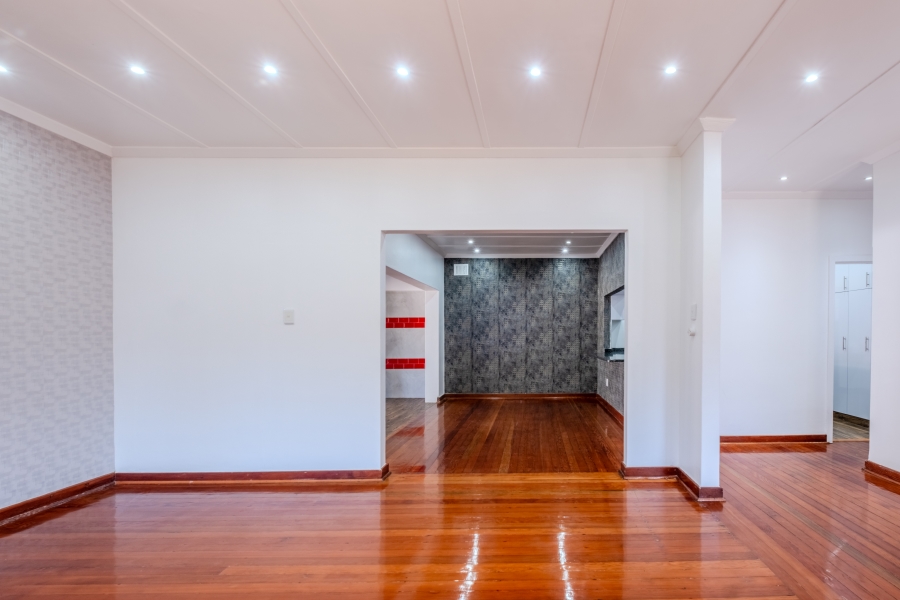 4 Bedroom Property for Sale in Durban North KwaZulu-Natal