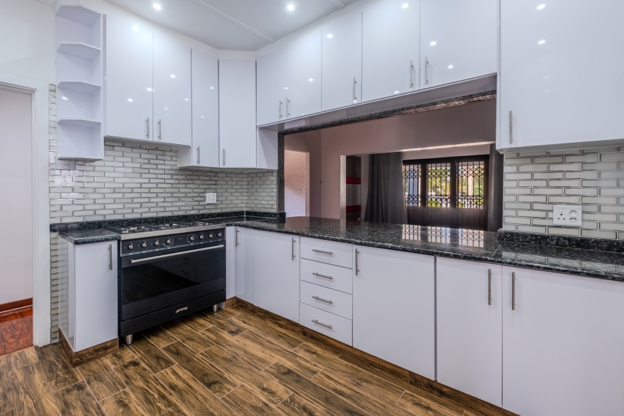 4 Bedroom Property for Sale in Durban North KwaZulu-Natal
