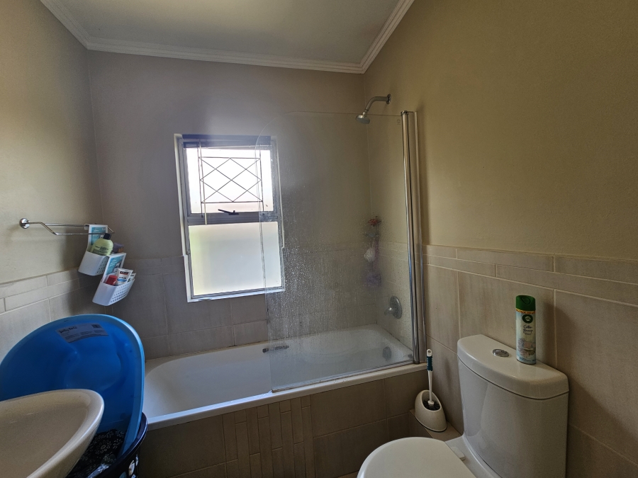 2 Bedroom Property for Sale in Manor Estates KwaZulu-Natal