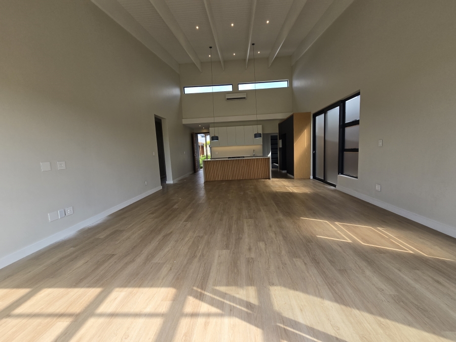 2 Bedroom Property for Sale in New Salt Rock City KwaZulu-Natal