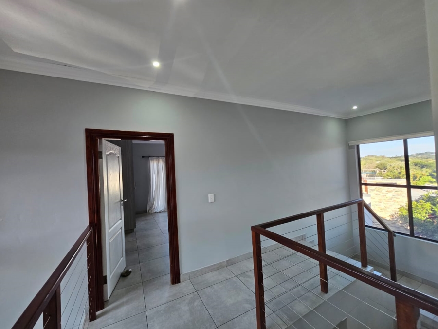 To Let 3 Bedroom Property for Rent in New Salt Rock City KwaZulu-Natal