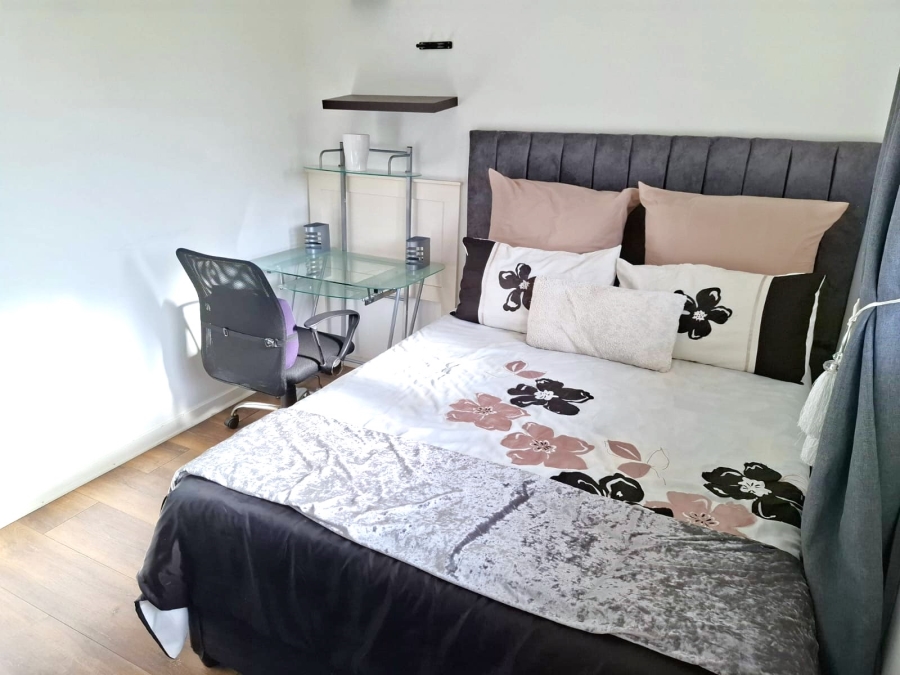 3 Bedroom Property for Sale in Westbrook KwaZulu-Natal