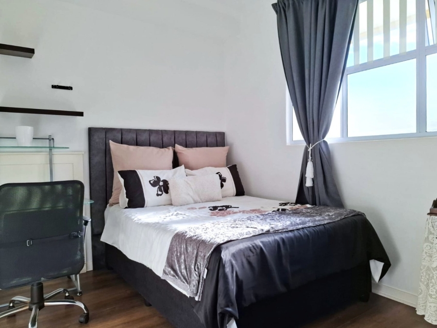 3 Bedroom Property for Sale in Westbrook KwaZulu-Natal