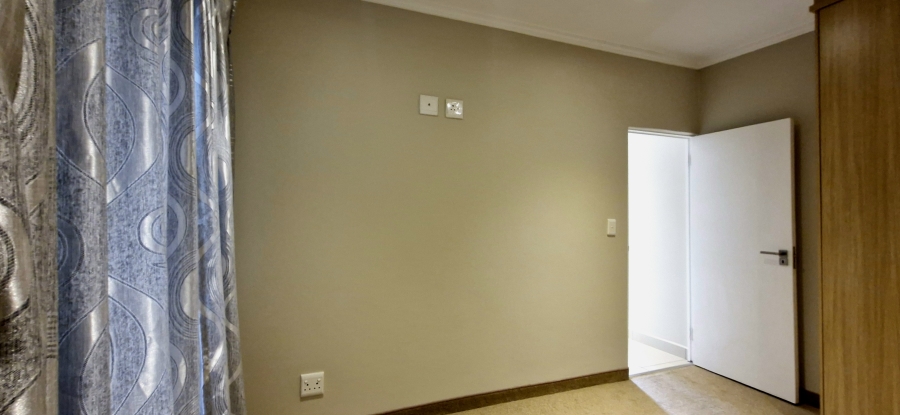 2 Bedroom Property for Sale in New Town Centre KwaZulu-Natal