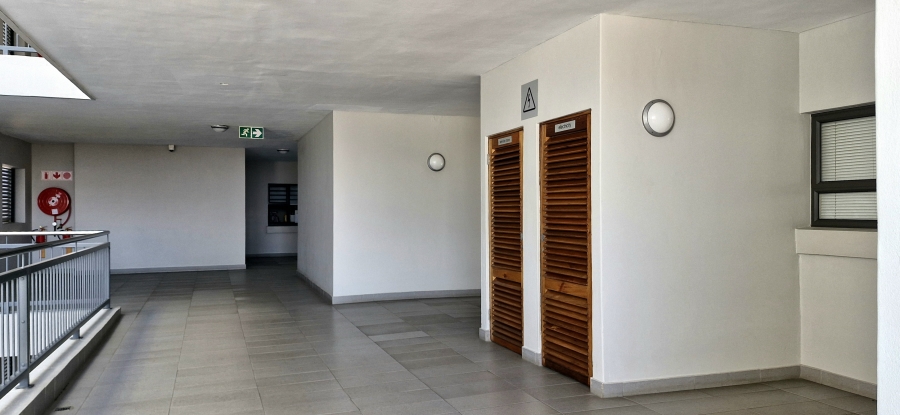 2 Bedroom Property for Sale in New Town Centre KwaZulu-Natal