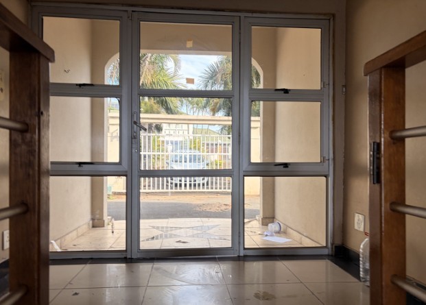 4 Bedroom Property for Sale in Somerset Park KwaZulu-Natal