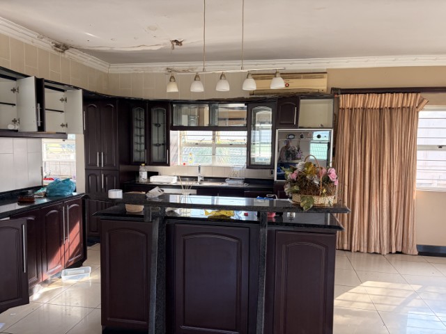 4 Bedroom Property for Sale in Somerset Park KwaZulu-Natal