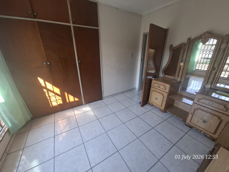 4 Bedroom Property for Sale in Huttenheights KwaZulu-Natal