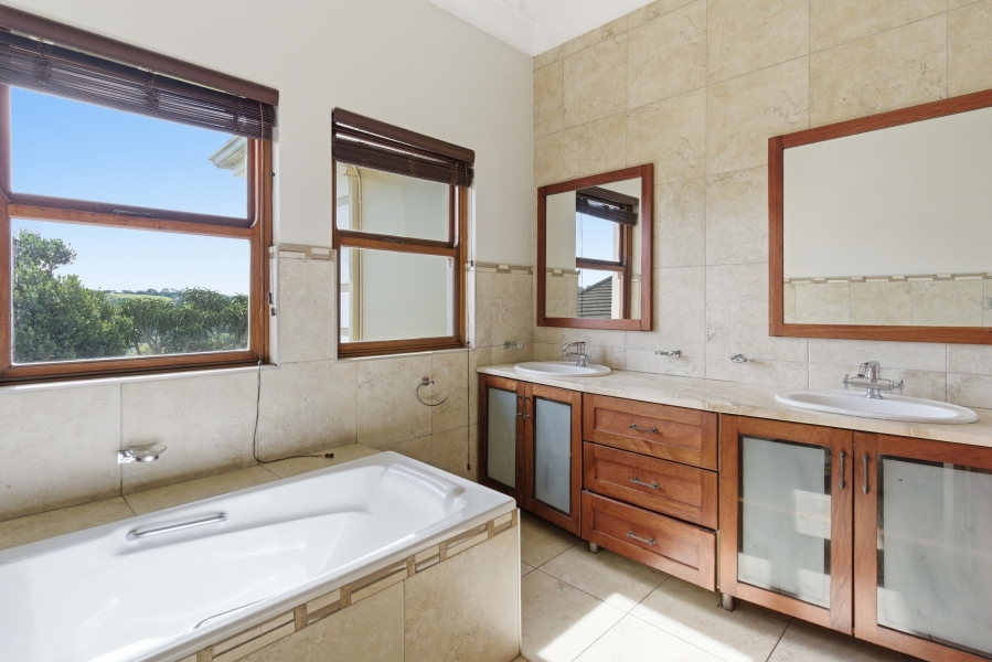 4 Bedroom Property for Sale in Langford Country Estate KwaZulu-Natal