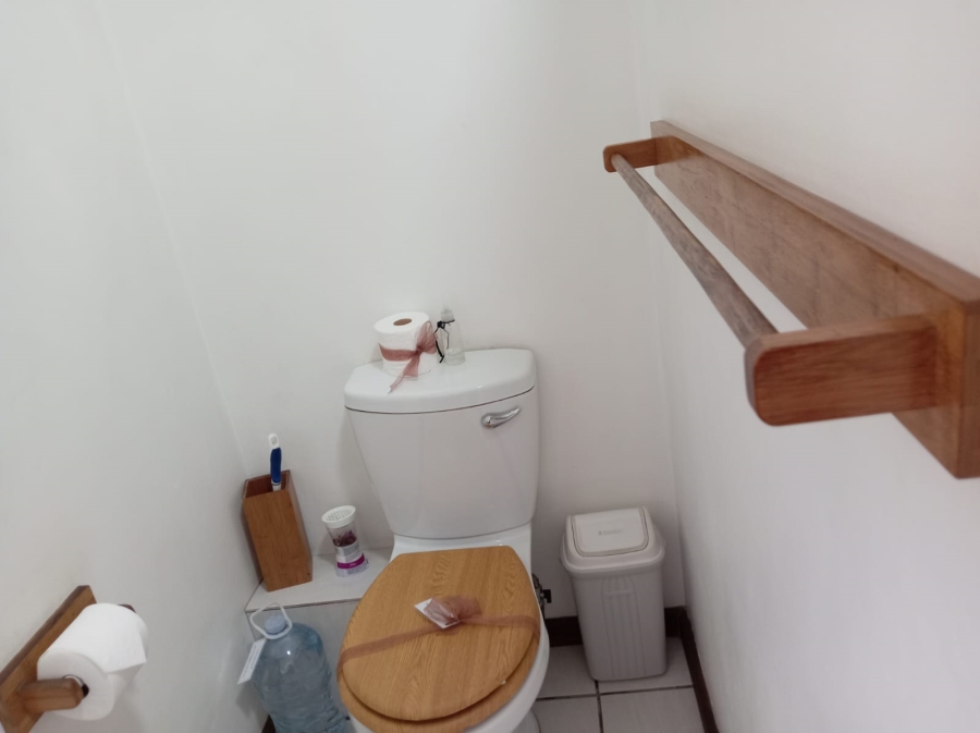 11 Bedroom Property for Sale in Amanzimtoti KwaZulu-Natal