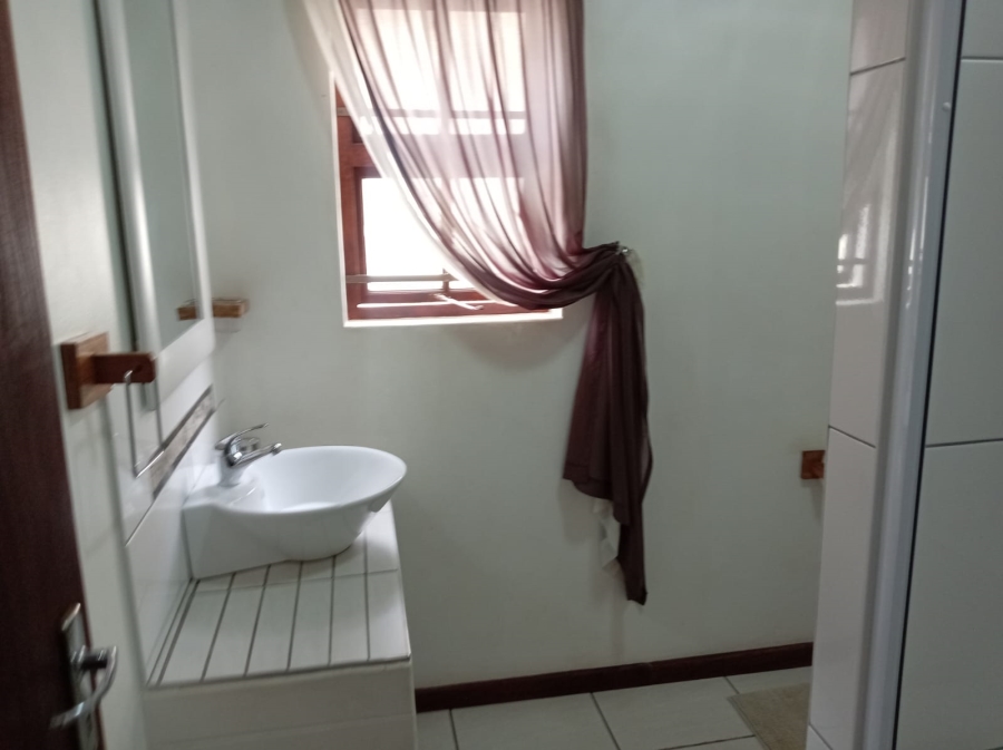 11 Bedroom Property for Sale in Amanzimtoti KwaZulu-Natal