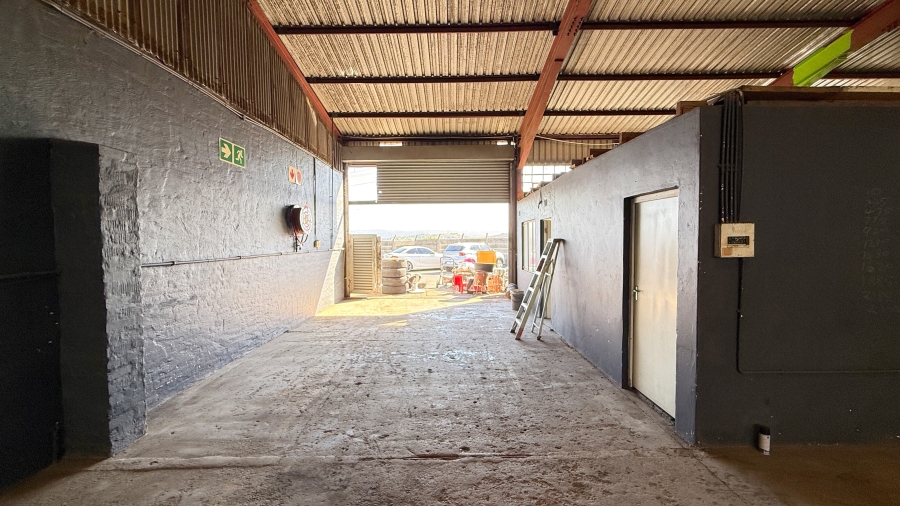 To Let Commercial Property for Rent in Glen Anil KwaZulu-Natal