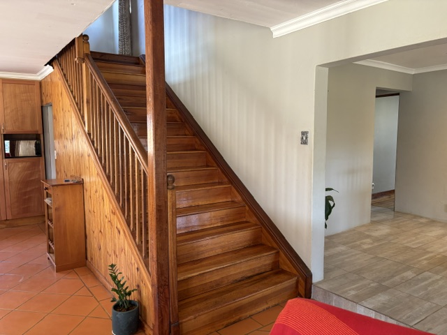 5 Bedroom Property for Sale in Lidgetton KwaZulu-Natal