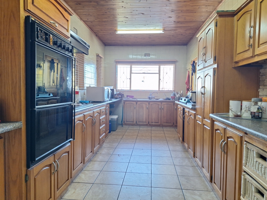3 Bedroom Property for Sale in Schuinshoogte KwaZulu-Natal