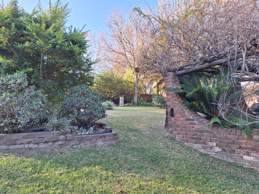 3 Bedroom Property for Sale in Schuinshoogte KwaZulu-Natal