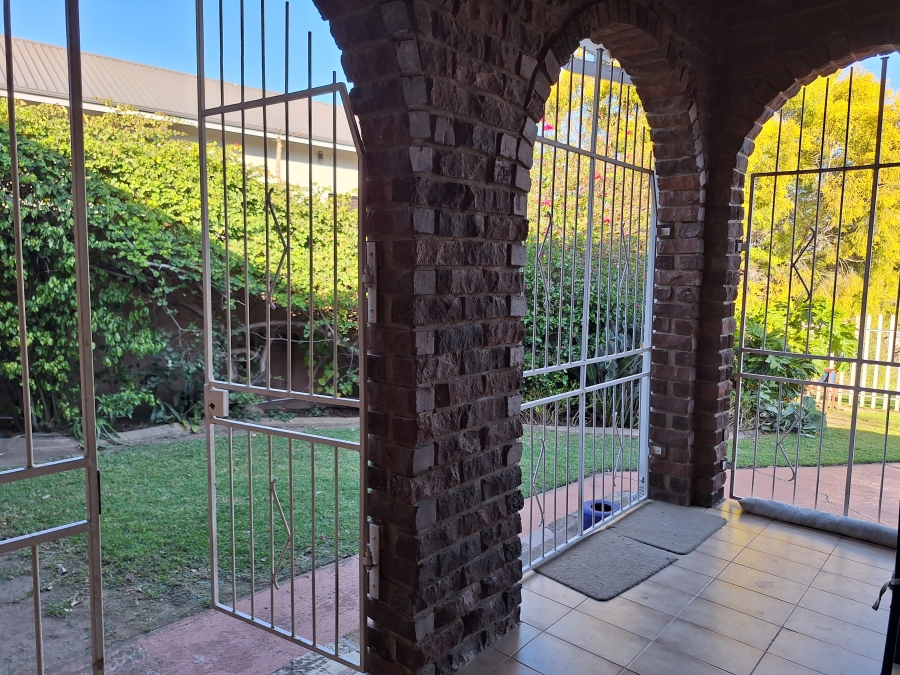 3 Bedroom Property for Sale in Schuinshoogte KwaZulu-Natal