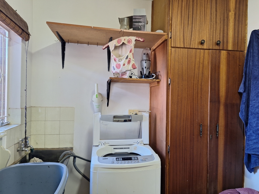 3 Bedroom Property for Sale in Schuinshoogte KwaZulu-Natal