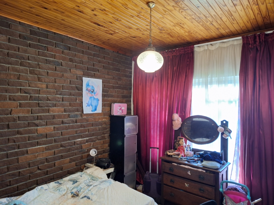 3 Bedroom Property for Sale in Schuinshoogte KwaZulu-Natal