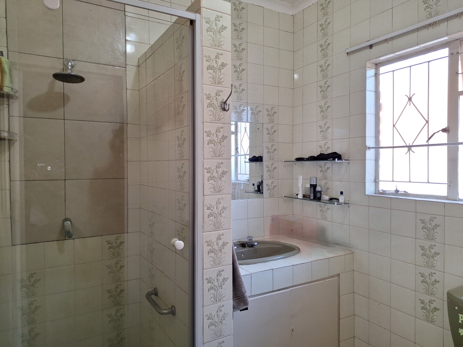 3 Bedroom Property for Sale in Schuinshoogte KwaZulu-Natal