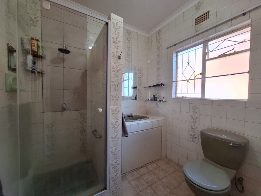 3 Bedroom Property for Sale in Schuinshoogte KwaZulu-Natal